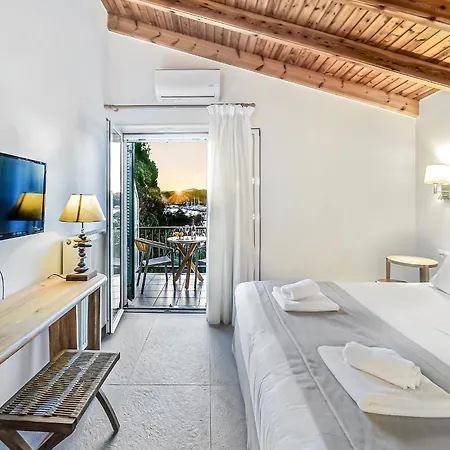 Eftichia & Kondókali