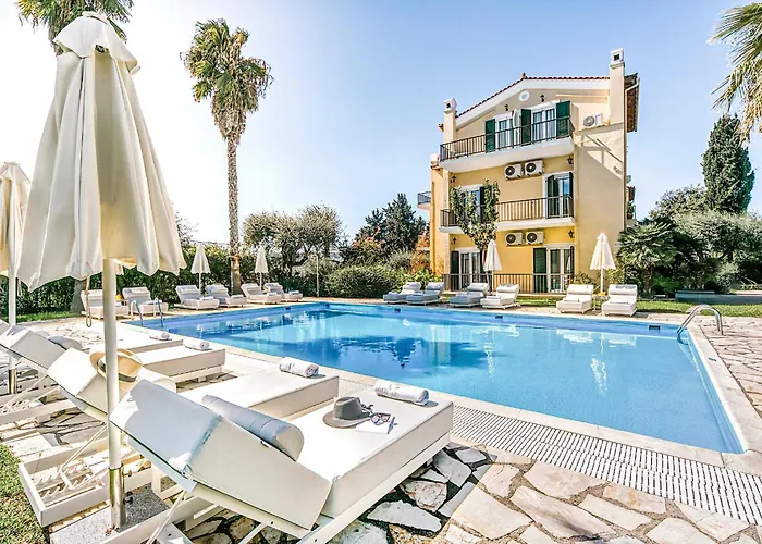 Eftichia & Apartmanhotel 3*