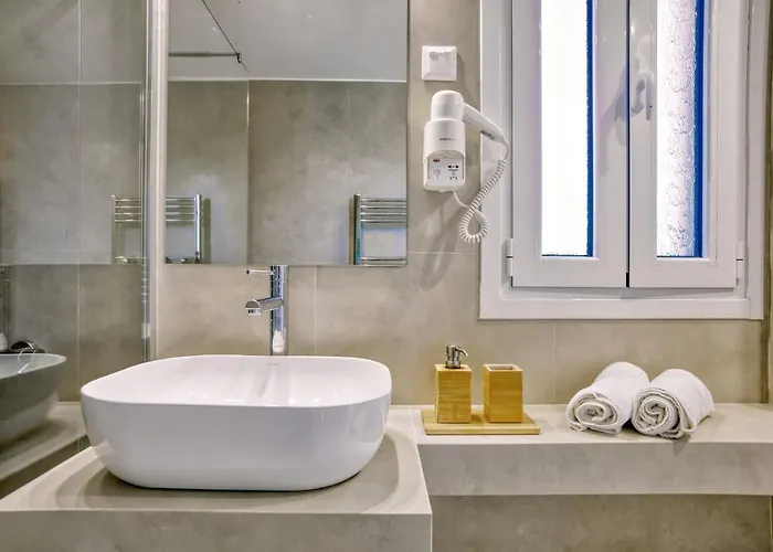 Eftichia & 3* Kondókali