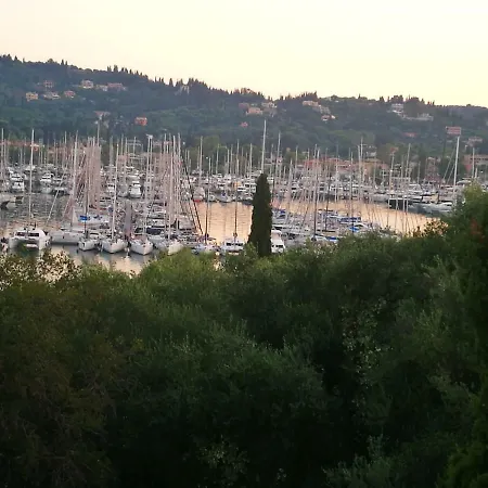 Eftichia & Apart Otel 3*