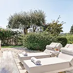 Eftichia & Aparthotel