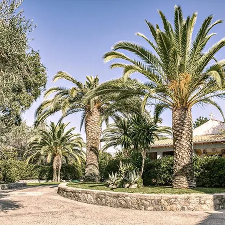 Eftichia & 3* 库托卡利恩