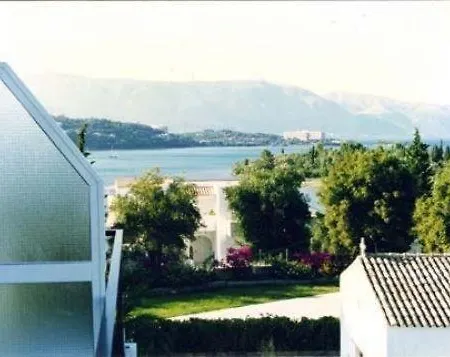 Aparthotel Eftichia & *